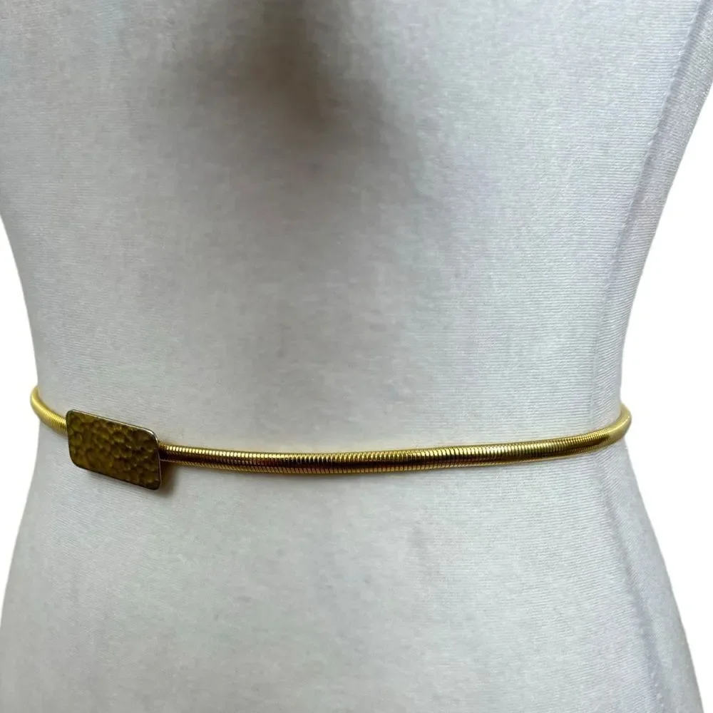 Ladies Vinatge Gold Stretch Serpentine Belt with Gold‎ Buckle 25-30”